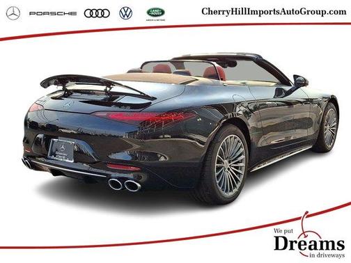2025 Mercedes-Benz AMG SL 43 Base