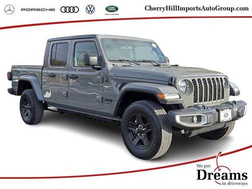 2021 Jeep Gladiator Sport
