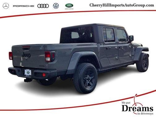 2021 Jeep Gladiator Sport