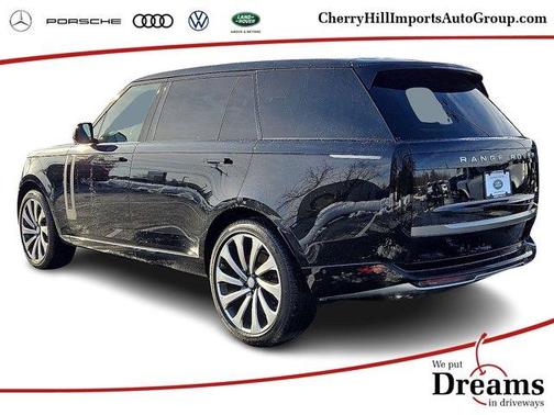 2025 Land Rover Range Rover P530 SE 7 Seat