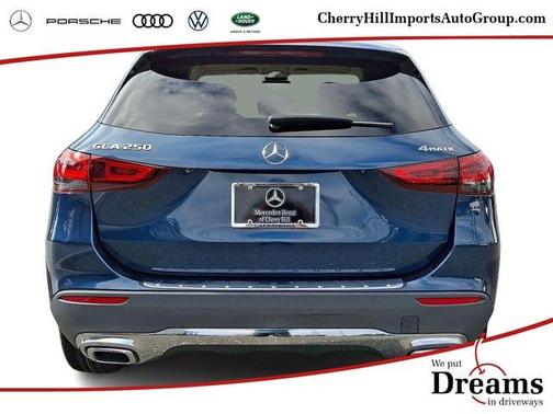2022 Mercedes-Benz GLA 250 Base 4MATIC