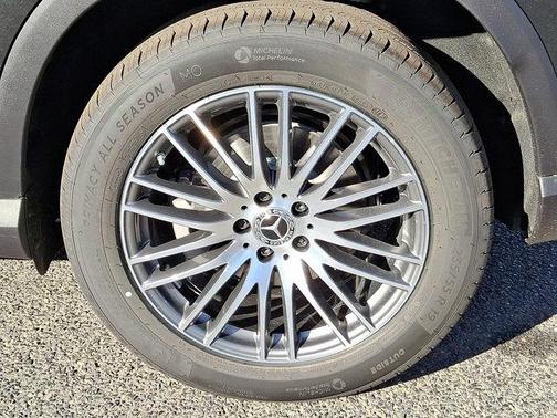 2026 Mercedes-Benz GLC 300 Base 4MATIC