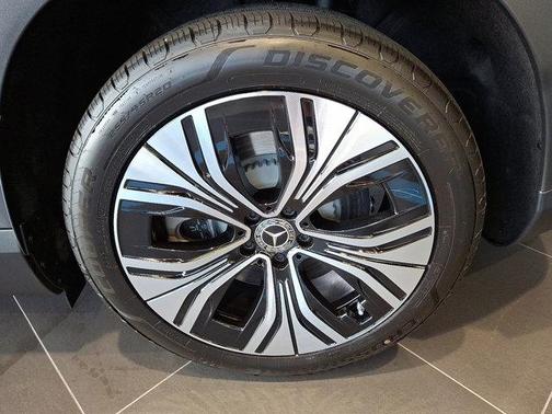 2025 Mercedes-Benz EQE 350 Base 4MATIC