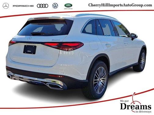 Polar White 2026 Mercedes-Benz GLC 300 Base 4MATIC