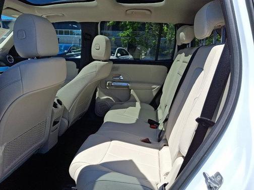 2026 Mercedes-Benz GLB 250 Base 4MATIC