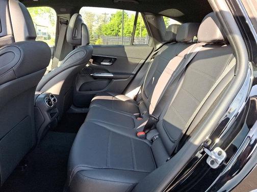 2025 Mercedes-Benz GLC 300 Base 4MATIC