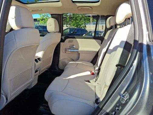 2026 Mercedes-Benz GLB 250 Base 4MATIC