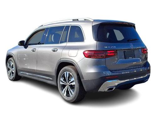 2026 Mercedes-Benz GLB 250 Base 4MATIC
