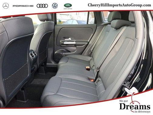 2025 Mercedes-Benz GLA 250 Base 4MATIC