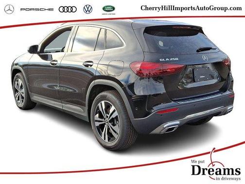 2025 Mercedes-Benz GLA 250 Base 4MATIC
