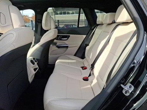 2026 Mercedes-Benz GLC 300 Base 4MATIC