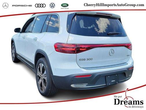 2024 Mercedes-Benz EQB 300 Base 4MATIC