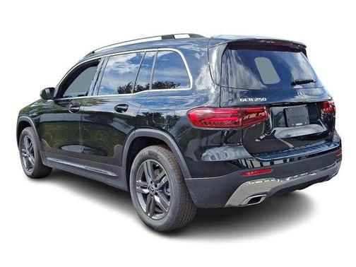 2026 Mercedes-Benz GLB 250 Base 4MATIC