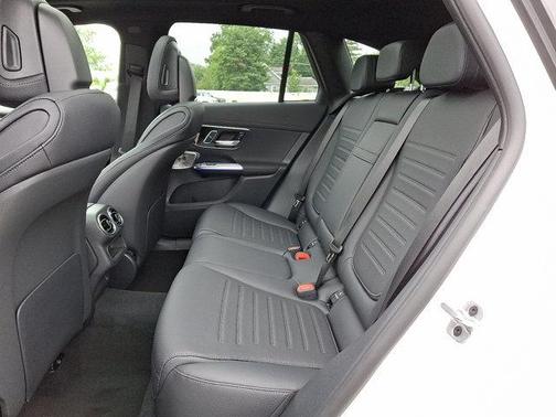 2025 Mercedes-Benz GLC 300 Base 4MATIC