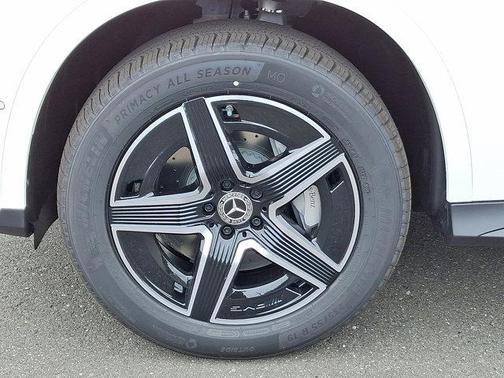 2025 Mercedes-Benz GLC 300 Base 4MATIC