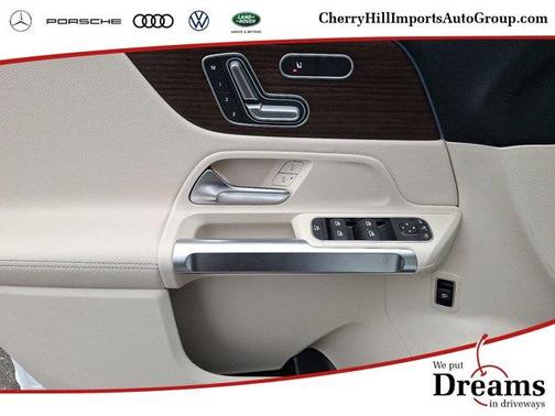 2025 Mercedes-Benz GLB 250 Base 4MATIC