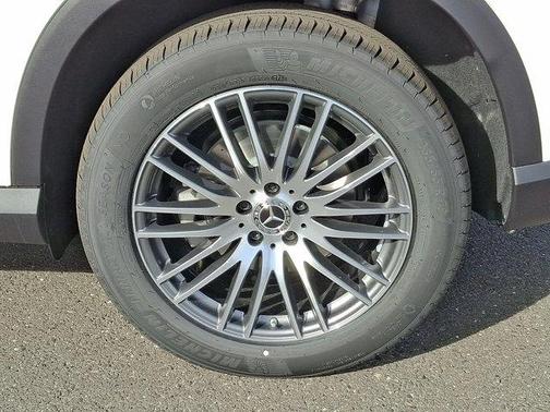 2026 Mercedes-Benz GLC 300 Base 4MATIC