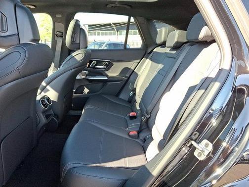 2026 Mercedes-Benz GLC 300 Base 4MATIC