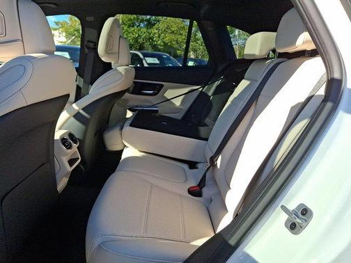 2026 Mercedes-Benz GLC 300 Base 4MATIC
