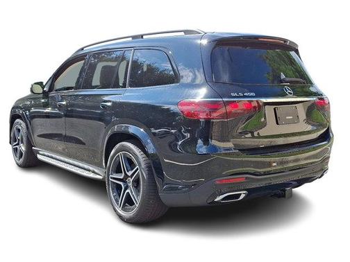 2026 Mercedes-Benz GLS 450 