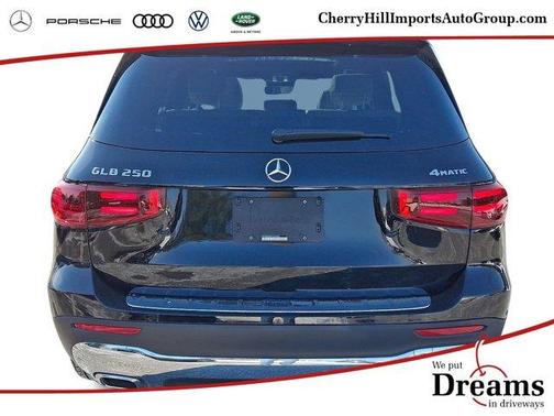 2026 Mercedes-Benz GLB 250 Base 4MATIC