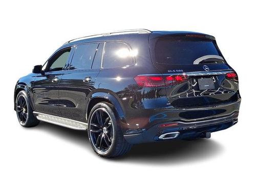 2026 Mercedes-Benz GLS 580 