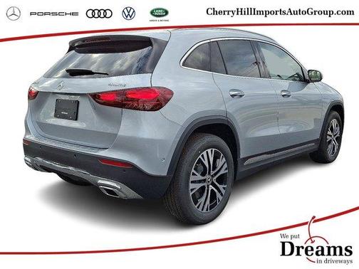 Cirrus Silver Metallic 2026 Mercedes-Benz GLA 250 Base 4MATIC