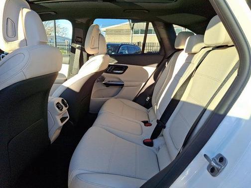 2026 Mercedes-Benz GLC 300 Base 4MATIC