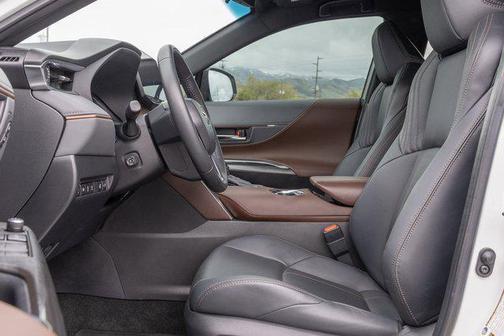 2023 Toyota Venza Limited