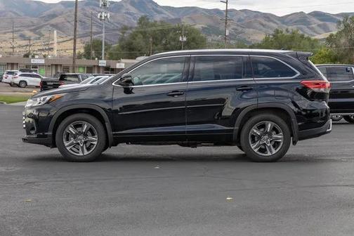 2017 Toyota Highlander Limited Platinum