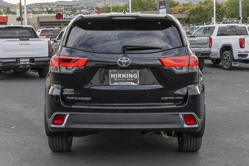 2017 Toyota Highlander Limited Platinum