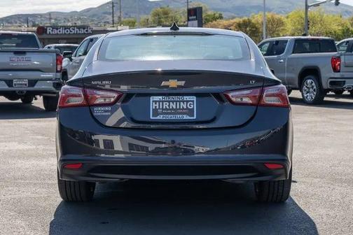 2022 Chevrolet Malibu FWD LT