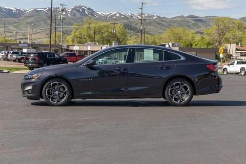 2022 Chevrolet Malibu FWD LT
