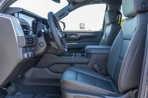 2025 GMC Yukon 4WD AT4