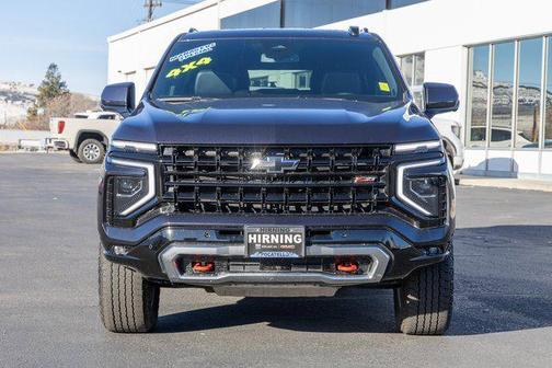 2025 Chevrolet Suburban 4WD Z71