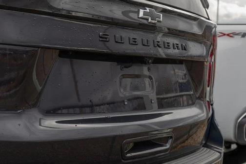 2025 Chevrolet Suburban 4WD Z71