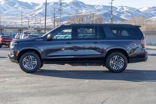 2025 Chevrolet Suburban 4WD Z71
