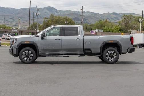 2025 GMC Sierra 3500 Denali