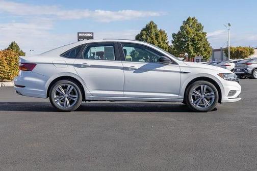2019 Volkswagen Jetta 1.4T R-Line