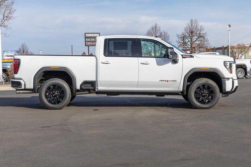 2026 GMC Sierra 2500 AT4