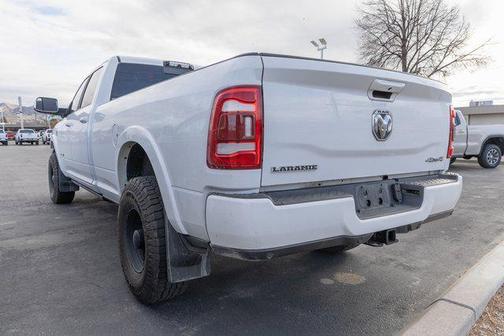 2019 RAM 3500 Laramie Crew Cab 4x4 8' Box