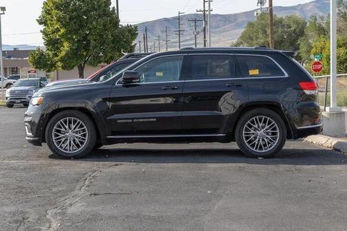 2018 Jeep Grand Cherokee Summit