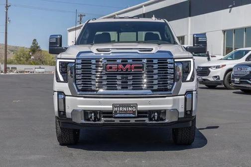 2025 GMC Sierra 2500 Denali