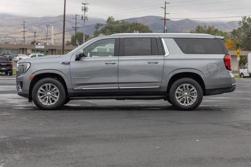 2024 GMC Yukon XL SLT