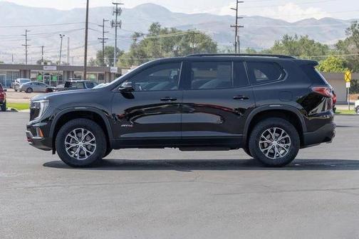 2024 GMC Acadia AWD AT4