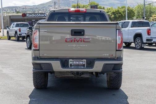2022 GMC Canyon AT4