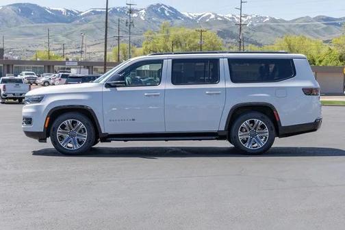 2023 Jeep Wagoneer L Series II 4x4
