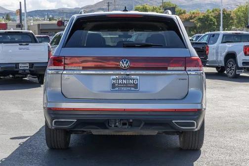 2024 Volkswagen Atlas 2.0T SE w/Technology 4MOTION