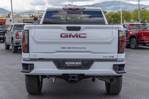 2025 GMC Sierra 2500 AT4