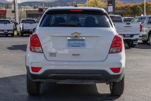 2022 Chevrolet Trax LS